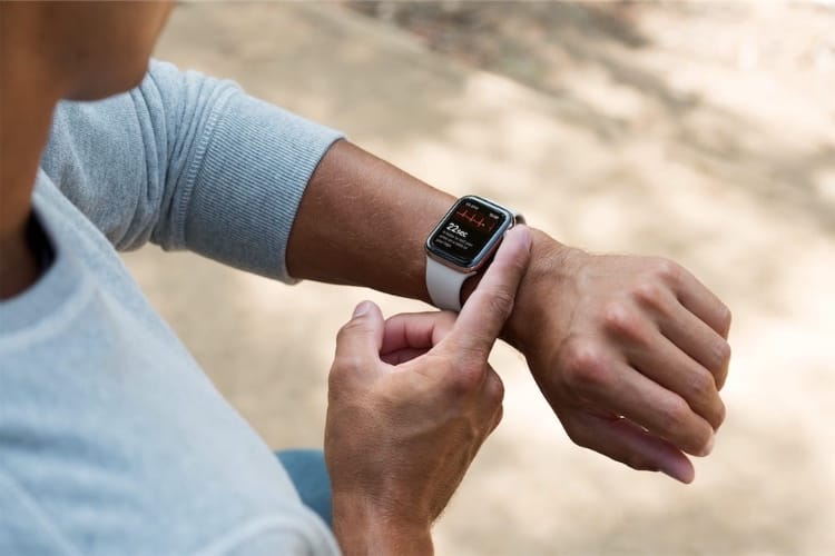 Interview: cardiologists face the ECG of the Apple Watch