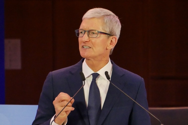 Recherche : Tim Cook justifie la position privilégiée de Google dans les appareils Apple